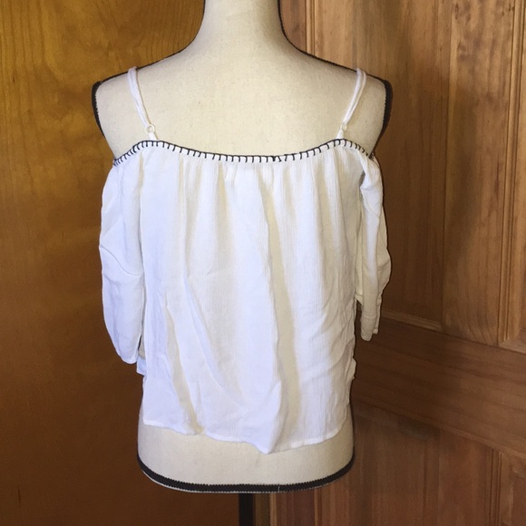 Band of Gypsies Cold Shoulder Embroidered Top SOLD - Picture 5 of 8